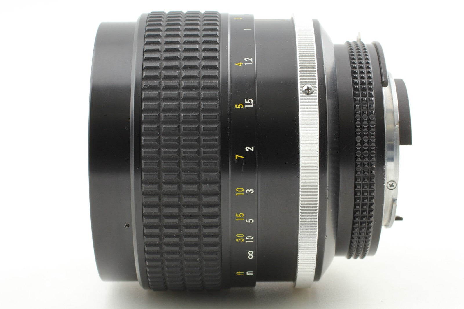 Pro Cleaned [MINT] SIC SN187xxx Nikon Ai-s Ais Nikkor 85mm f1.4 Lens JAPAN