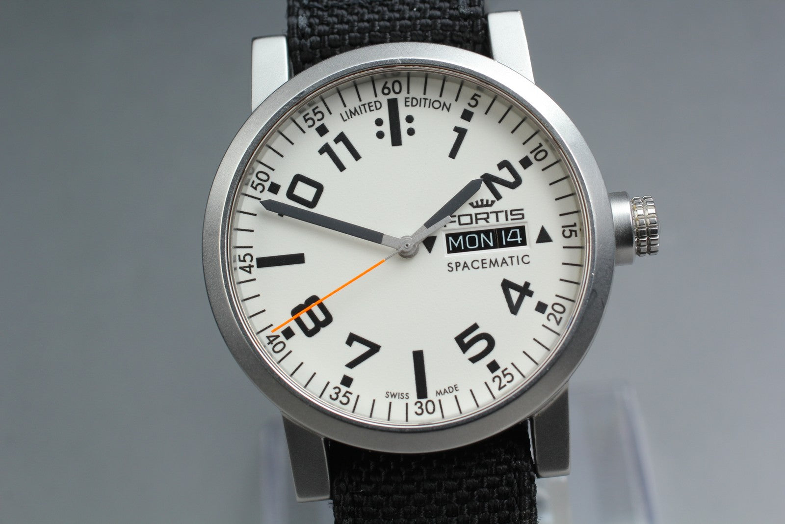 FORTIS Spacematic 623.22.158.1 Limited Edition Automatic Men's Watch 40mm JAPAN