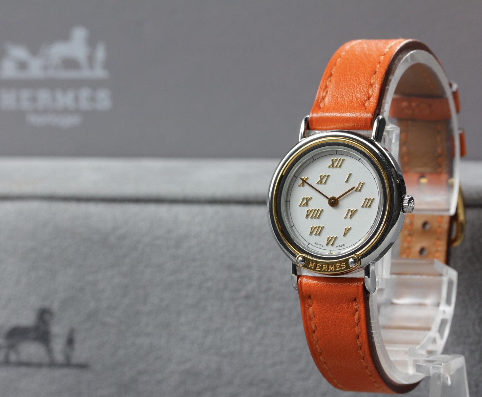 Vintage HERMES Meteor White Dial Orange "E" 24mm Woman's Watch Quartz [w /Box]