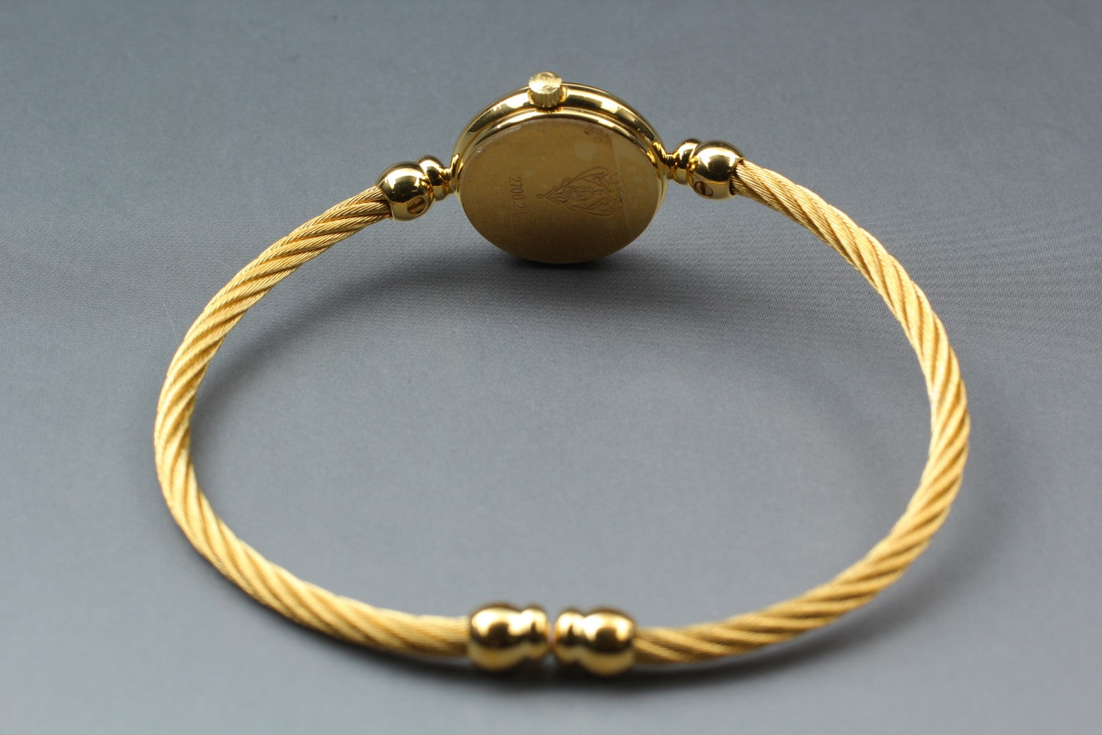 Vintage Gucci 2700.2.L Shell Dial Gold Bangle 19mm Women's Quartz Watch [ Box ]