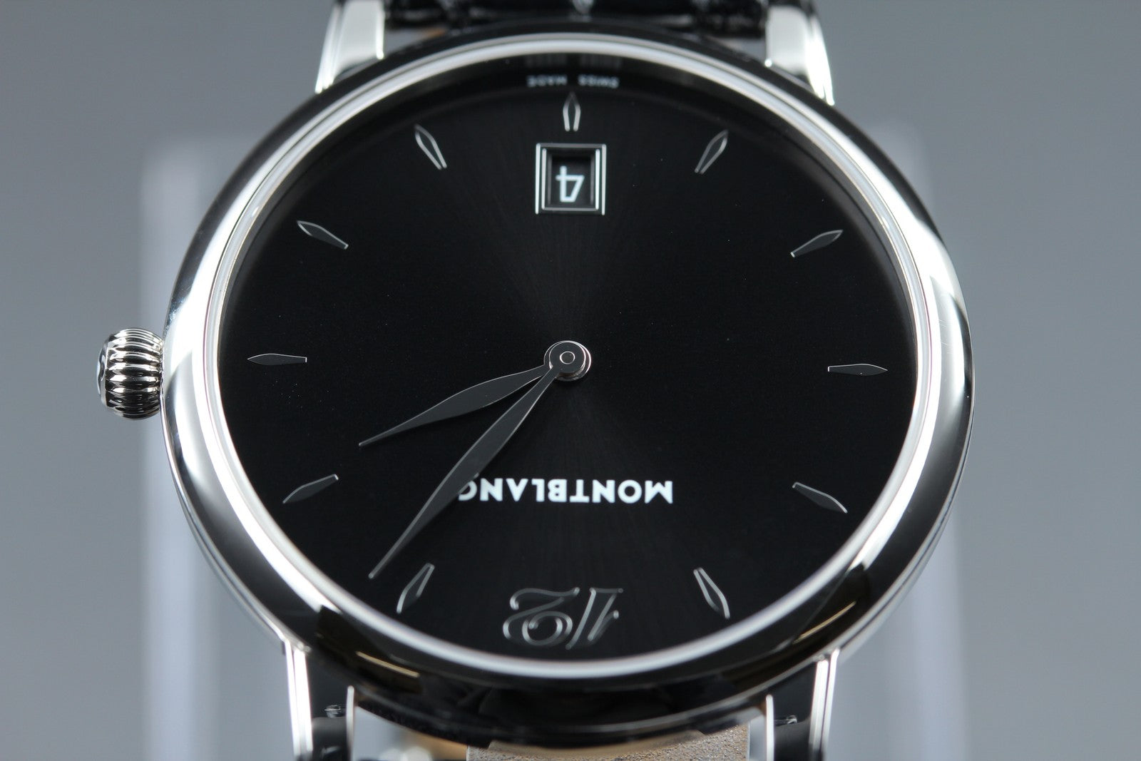 New Batt MONTBLANC Star Classic 7239 Quartz Black Men's Watch 38mm JAPAN Box