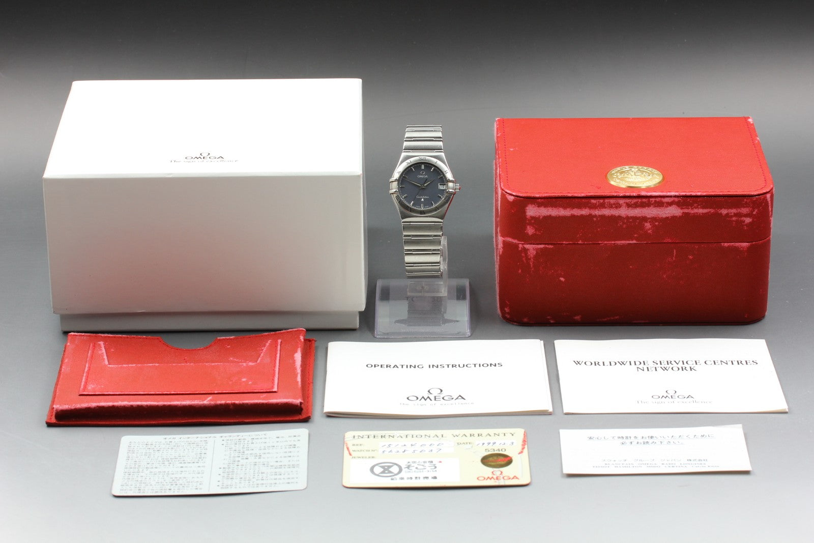 New Batt Vintage OMEGA Constellation 1512.4 Quartz Women's Watch 33mm JAPAN