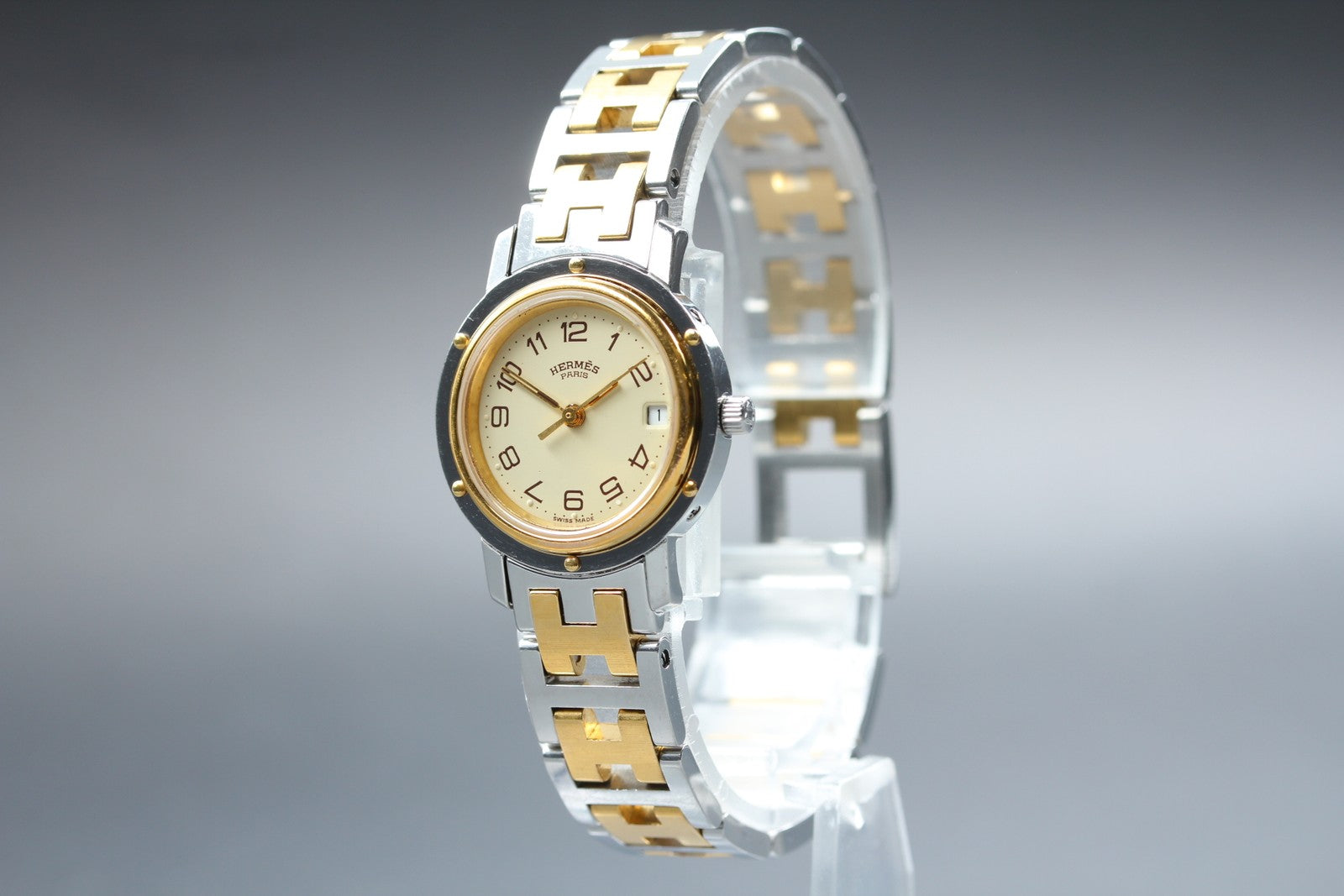 Vintage Hermes Clipper 24mm Ivory Dial Gold Woman's Watch Quartz [w /Box]