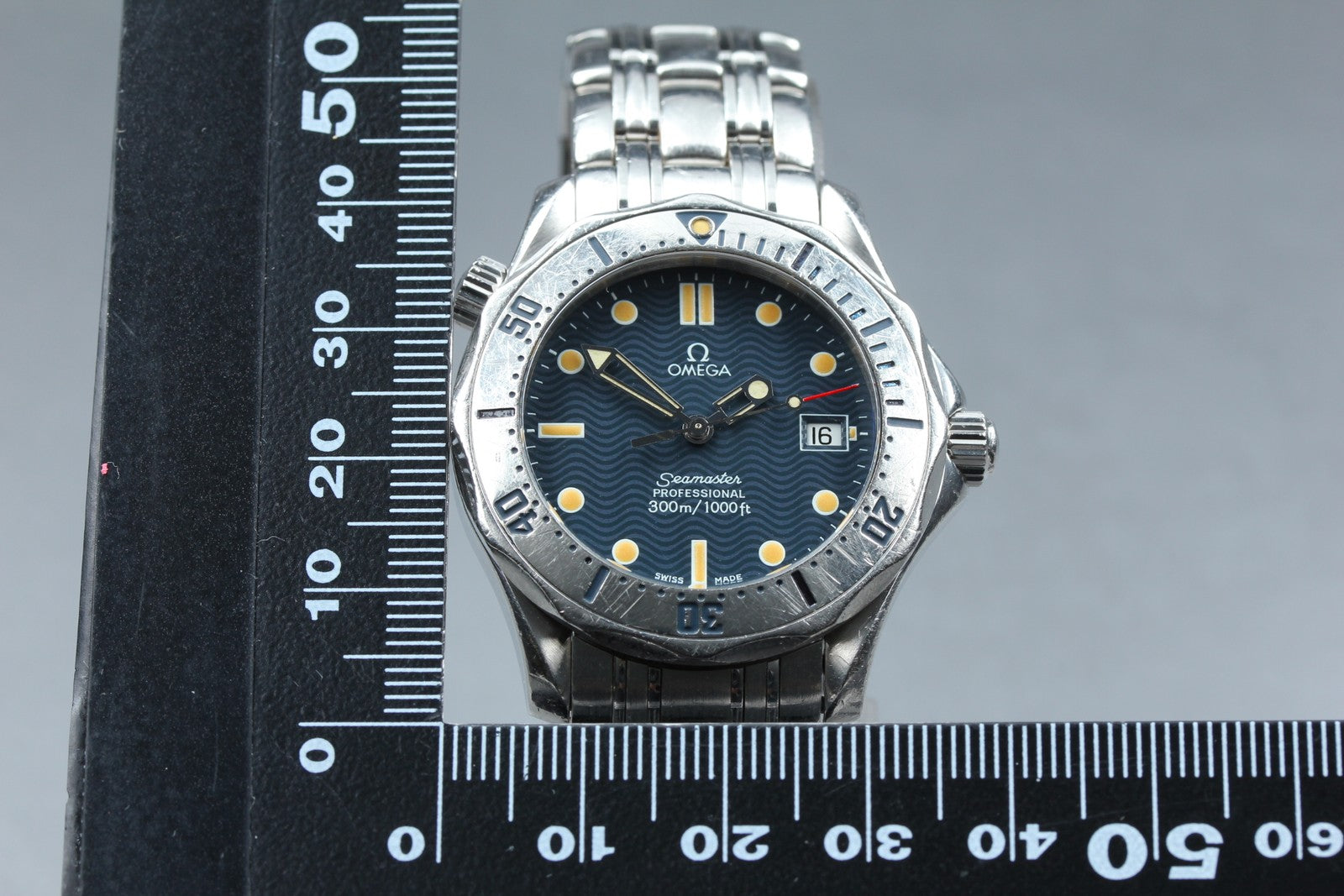 Overhauled [w/Box] OMEGA Seamaster 300M 2562.80 Date Blue 36mm Qz Men's Watch