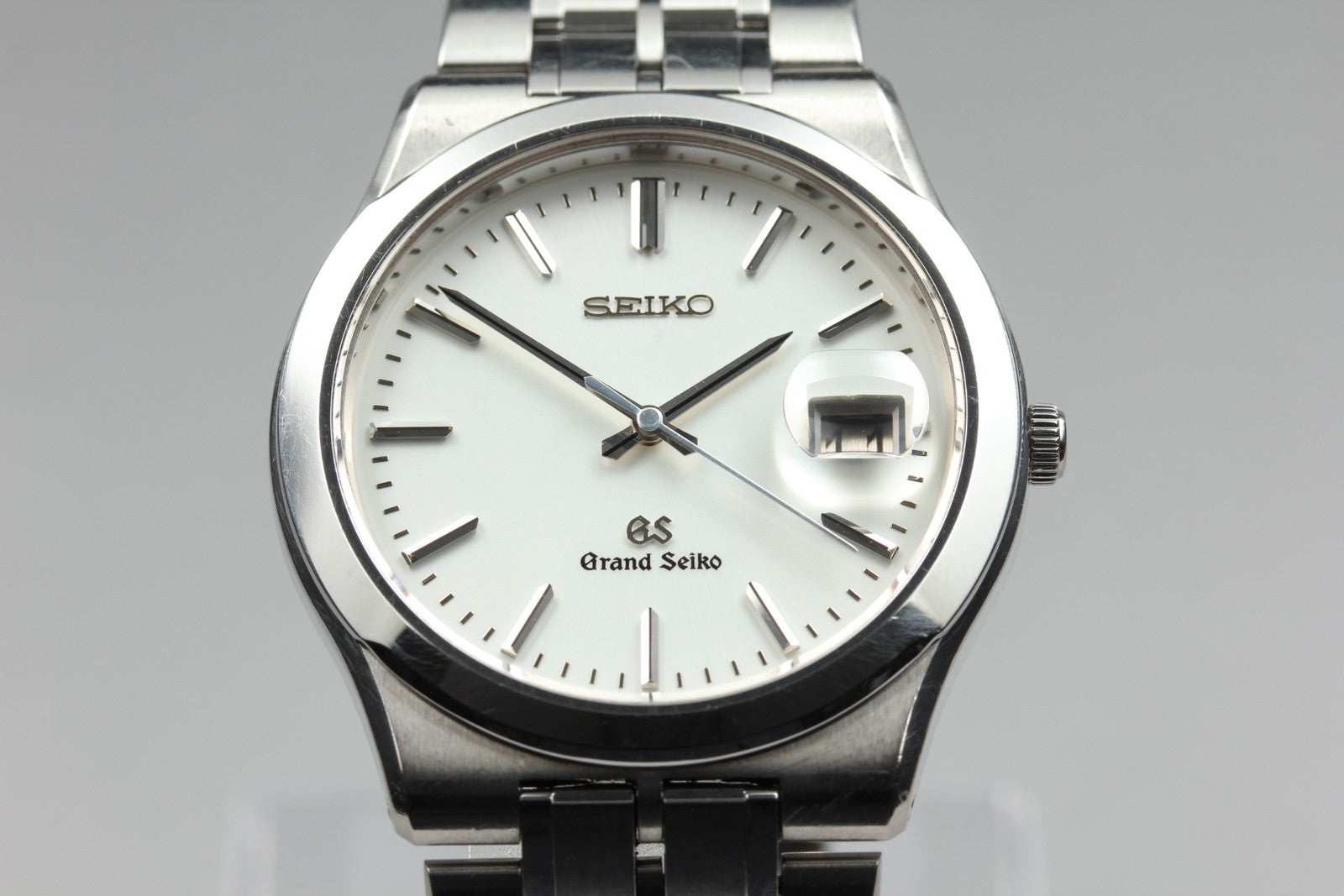 GRAND SEIKO 8N65-9010 GS 36mm Silver White Dial Date Quartz Men's Watch Vintage
