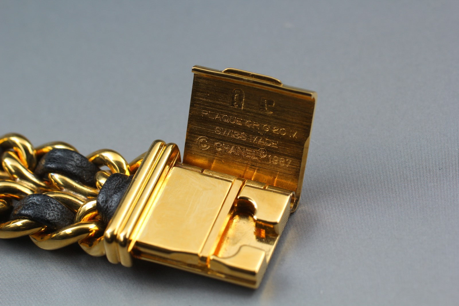 [Exc+5 Box] CHANEL Premiere L Size Black Dial 20mm Gold Quartz Women’s Watch