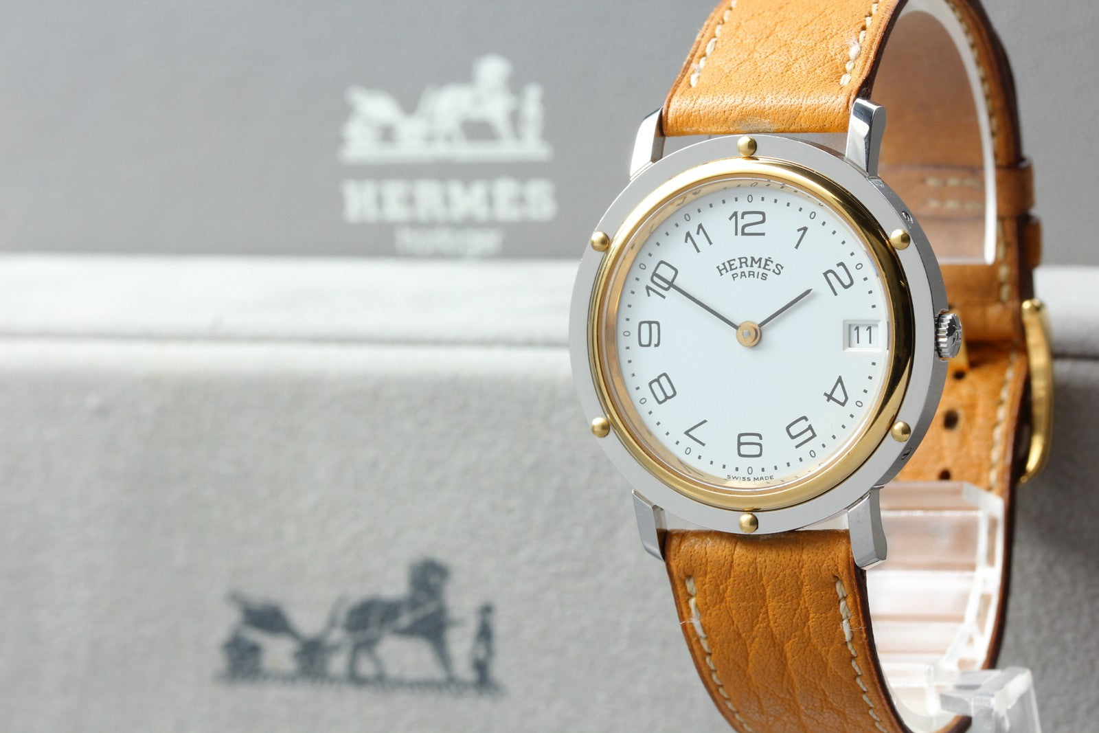 Vintage Hermes Clipper 34mm White Dial Brown Date Unisex Watch Quartz  [w/Box]