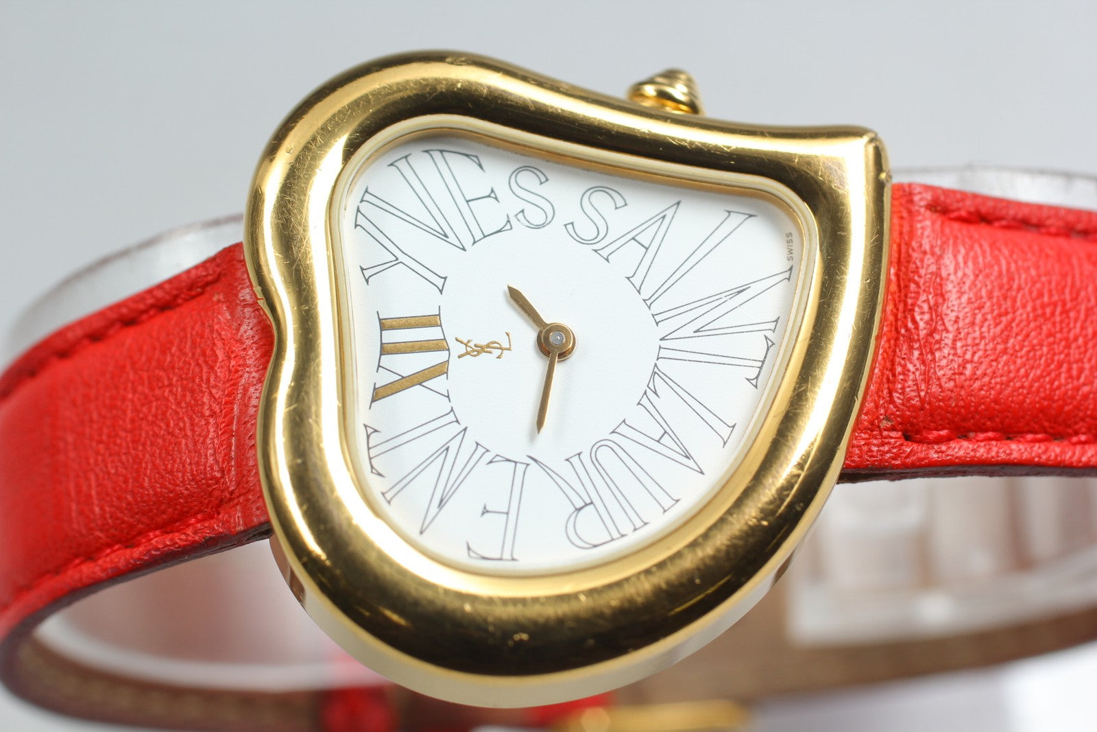 [Exc+5] Yves Saint Laurent Heart Gold Red 30mm Women's Watch Quartz JAPAN