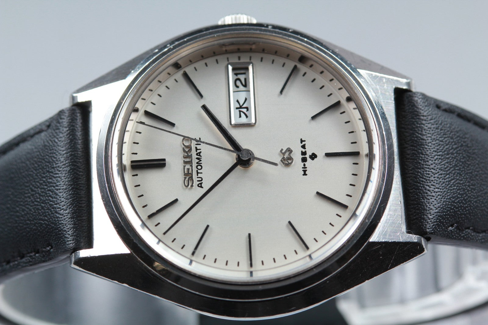 overhauled SEIKO Grand Seiko GS 5646-7010 Silver Manual Men's Watch 35mm JAPAN