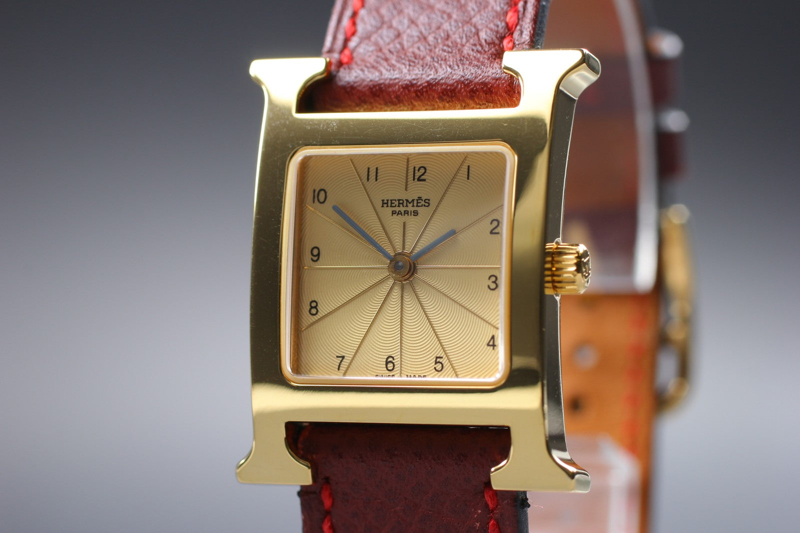 [Exc+5] HERMES H Watch HH1.201 Gold Red "K" 21mm Woman's Watch Quartz From JAPAN