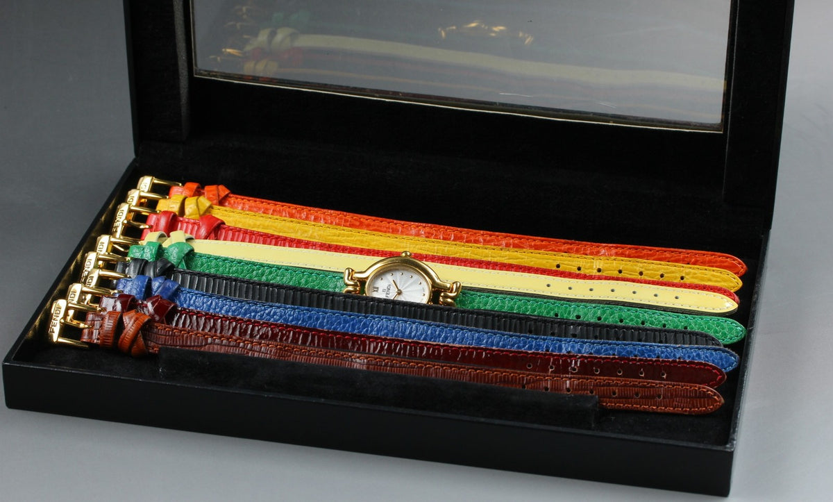 FENDI 640L Chameleon 9 Colors Belt Gold Women's Quartz Watch Vintage [Box]