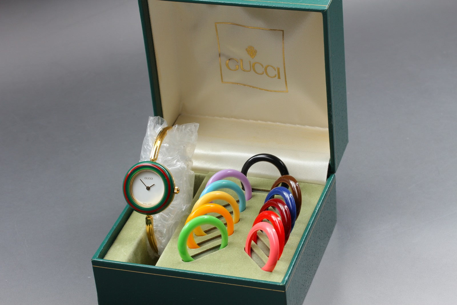 Vintage [Exc+5 Box] Gucci Change Bezel 11/12.2 12 Colors Women's Quartz Watch
