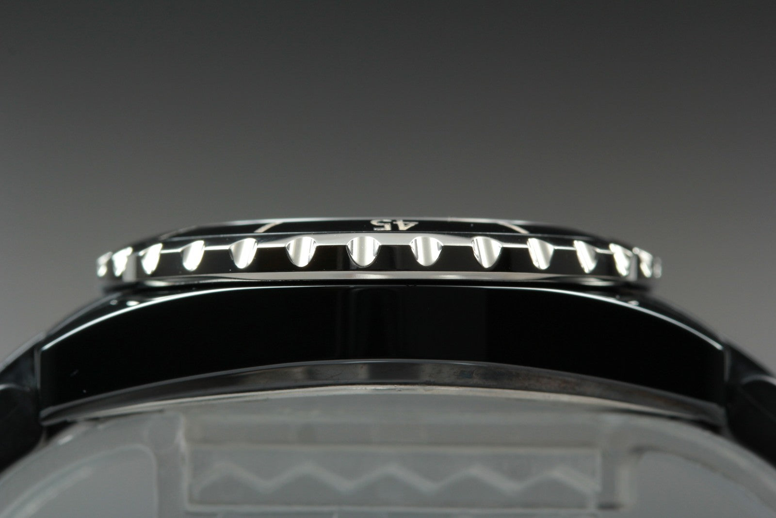 Overhauled Exc+5 Box CHANEL J12 H0681 Black Ceramic Rubber 33mm Qz Women’s Watch