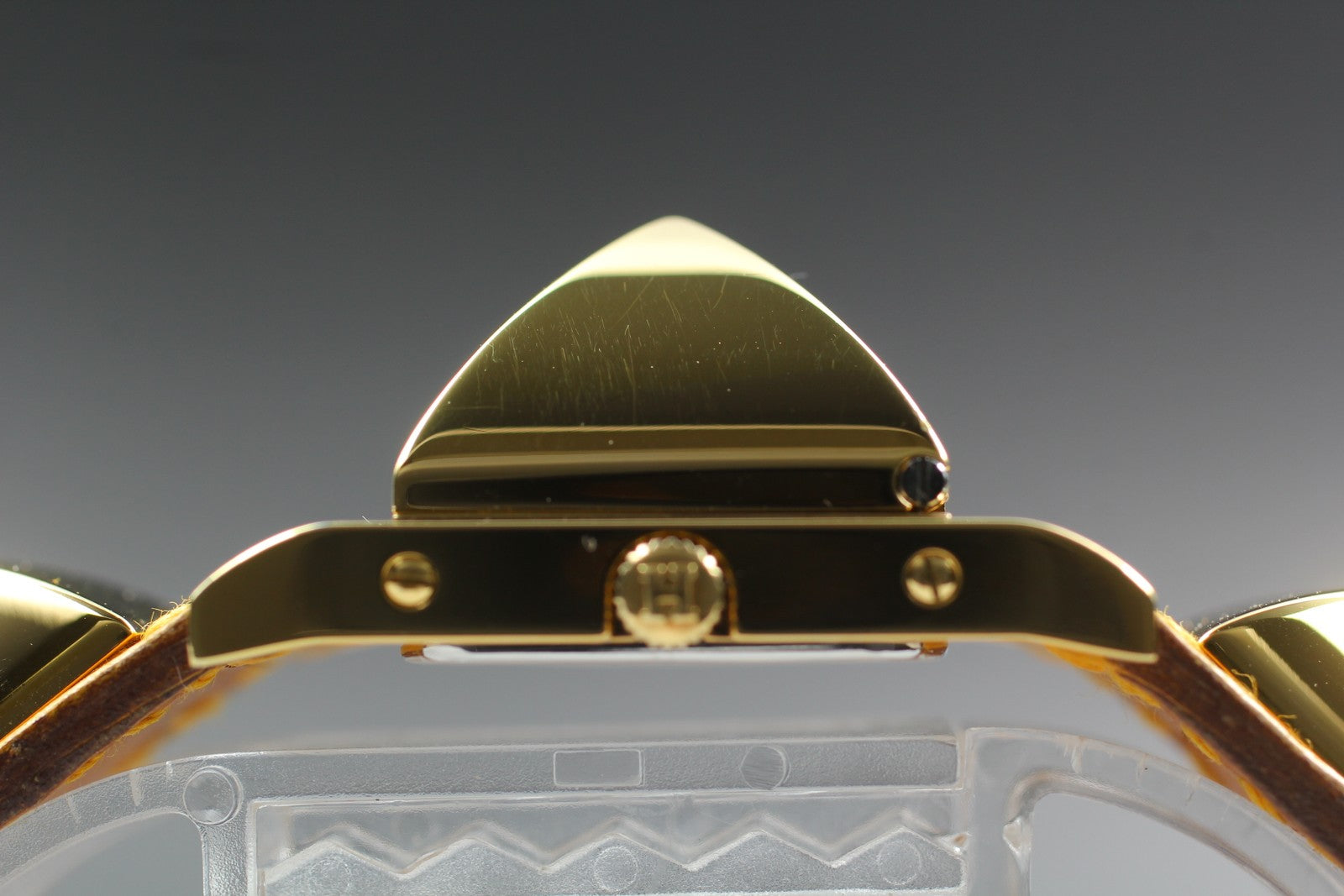 [Near MINT- Box] HERMES Medor Gold Yellow "W" Woman's Quartz Watch From JAPAN