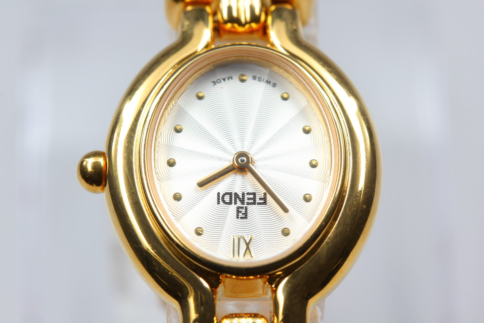 FENDI 640L Chameleon Change Gold 24mm Women's Quartz Watch Vintage [14.75cm]