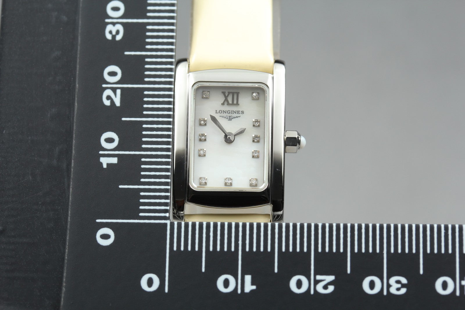 [Exc+5]  Longines L5.158.4 Dolce Vita White Silver Women's Quartz Watch JAPAN
