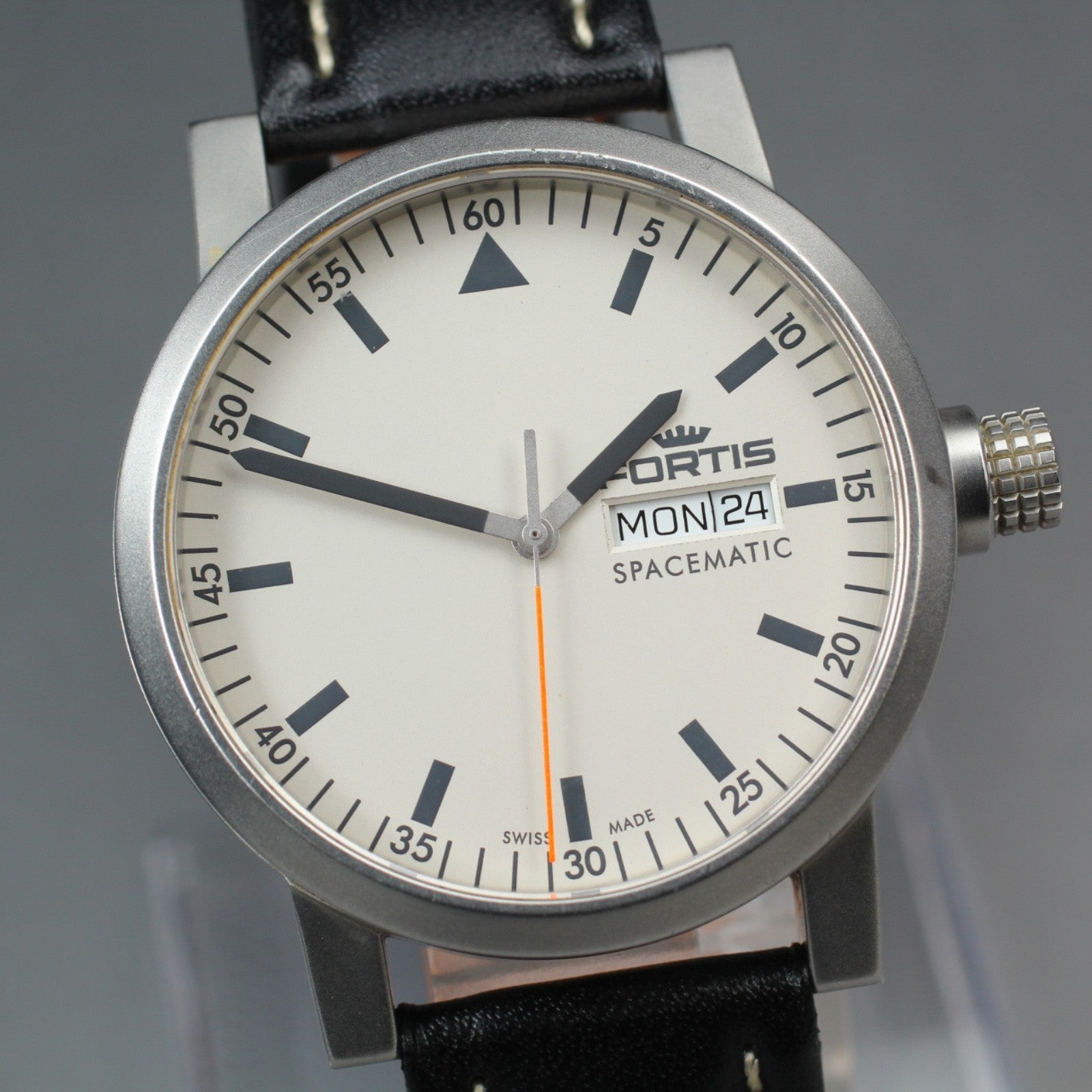 FORTIS Spacematic 623.22.158.1 Automatic Day/Date Men's Watch 40mm JAPAN Box