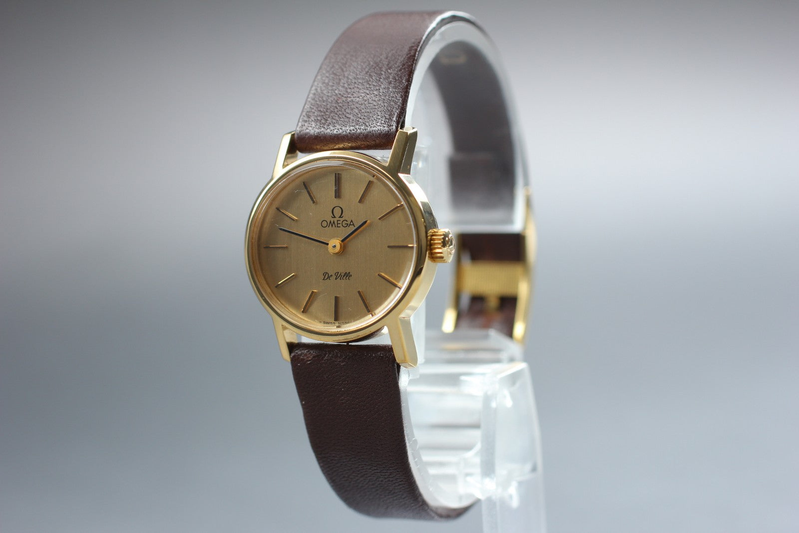 Vintage OMEGA De Ville 511.0508 Cal.625 24mm Gold Hand Winding Women's Watch