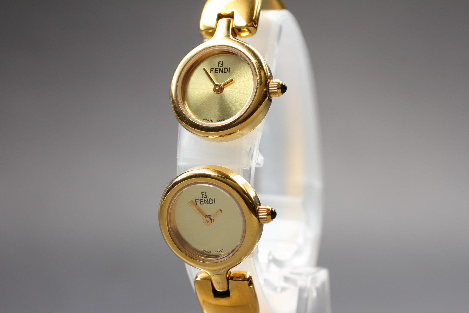 Vintage [Exc+5 Box] FENDI 620L Dual Time Gold Bangle Women's Quartz Watch JAPAN