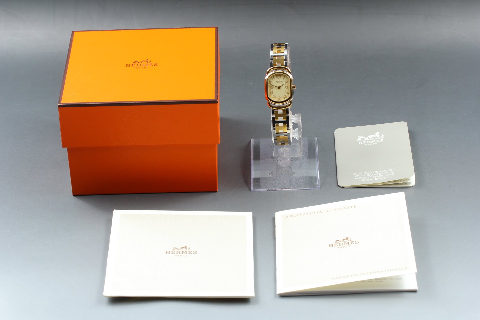New Batt Vintage HERMES Rally RA1.240 Quartz Gold Dial Women's Watch 20mm JP Box