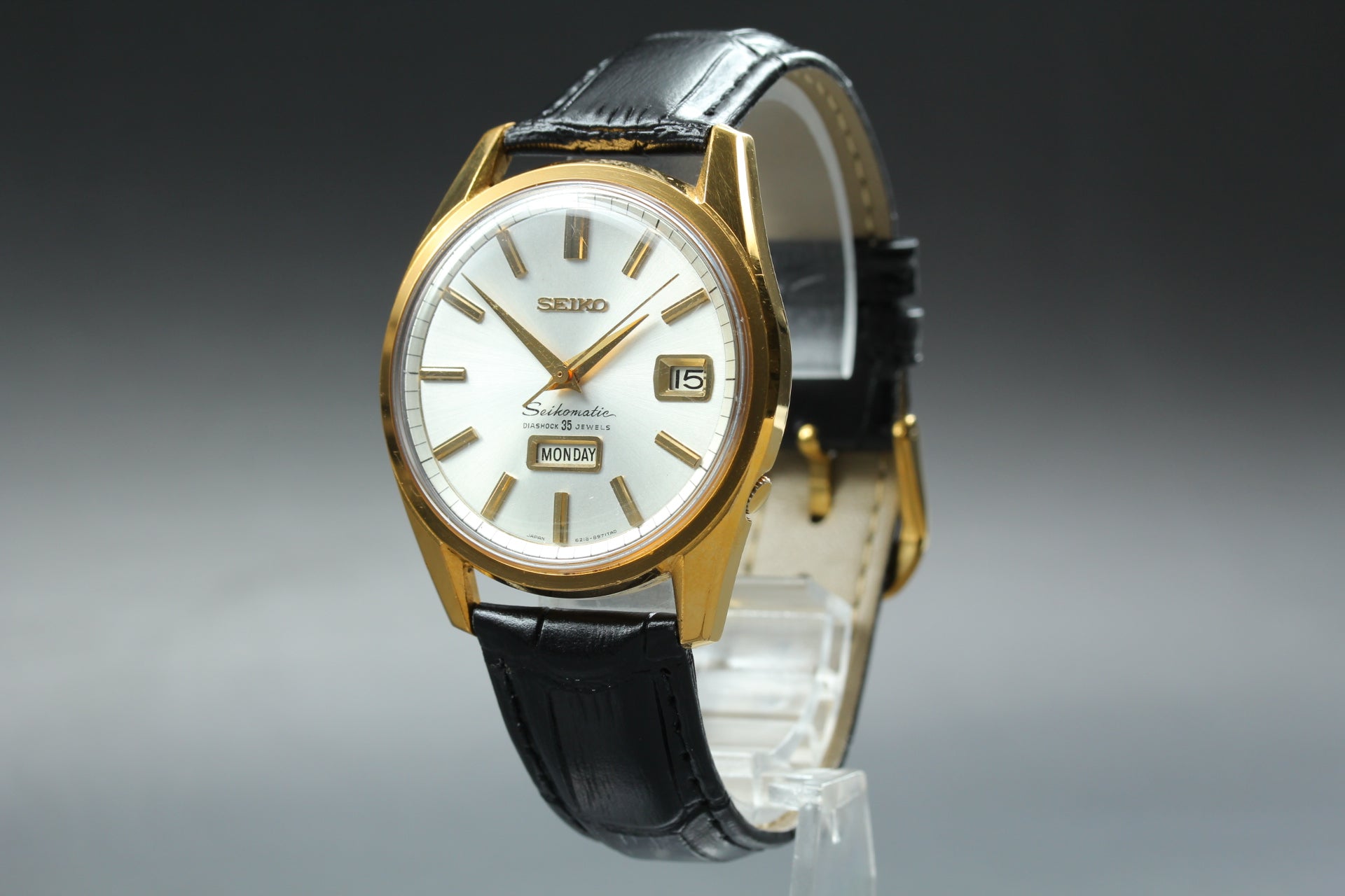 Vintage SEIKO Seikomatic Weekdater 6218-8971 Automatic Men's Watch 37mm JAPAN
