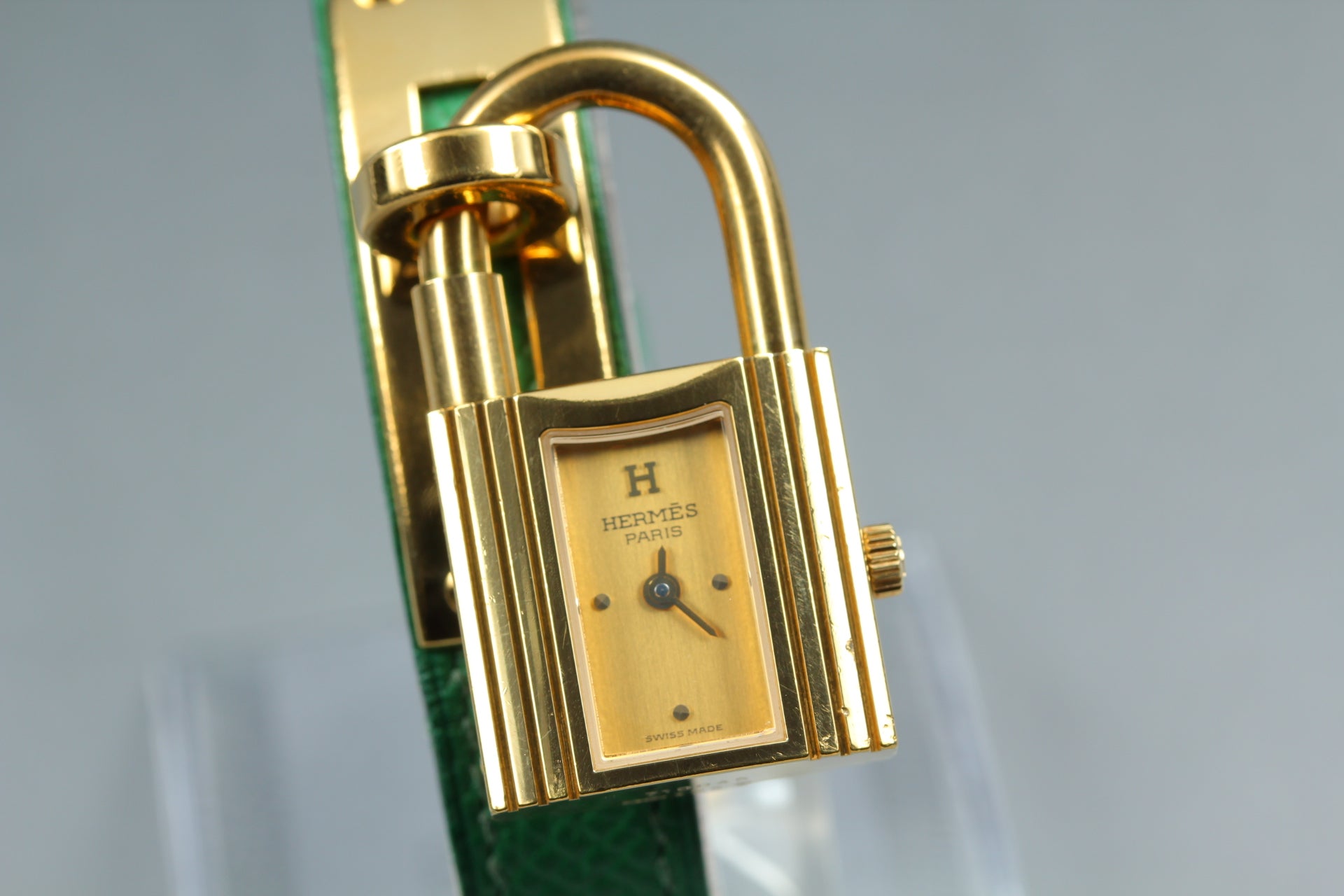 Vintage HERMES Kelly Watch Gold Dial Green "Y" 20mm Woman's Watch Quartz [w/Box]