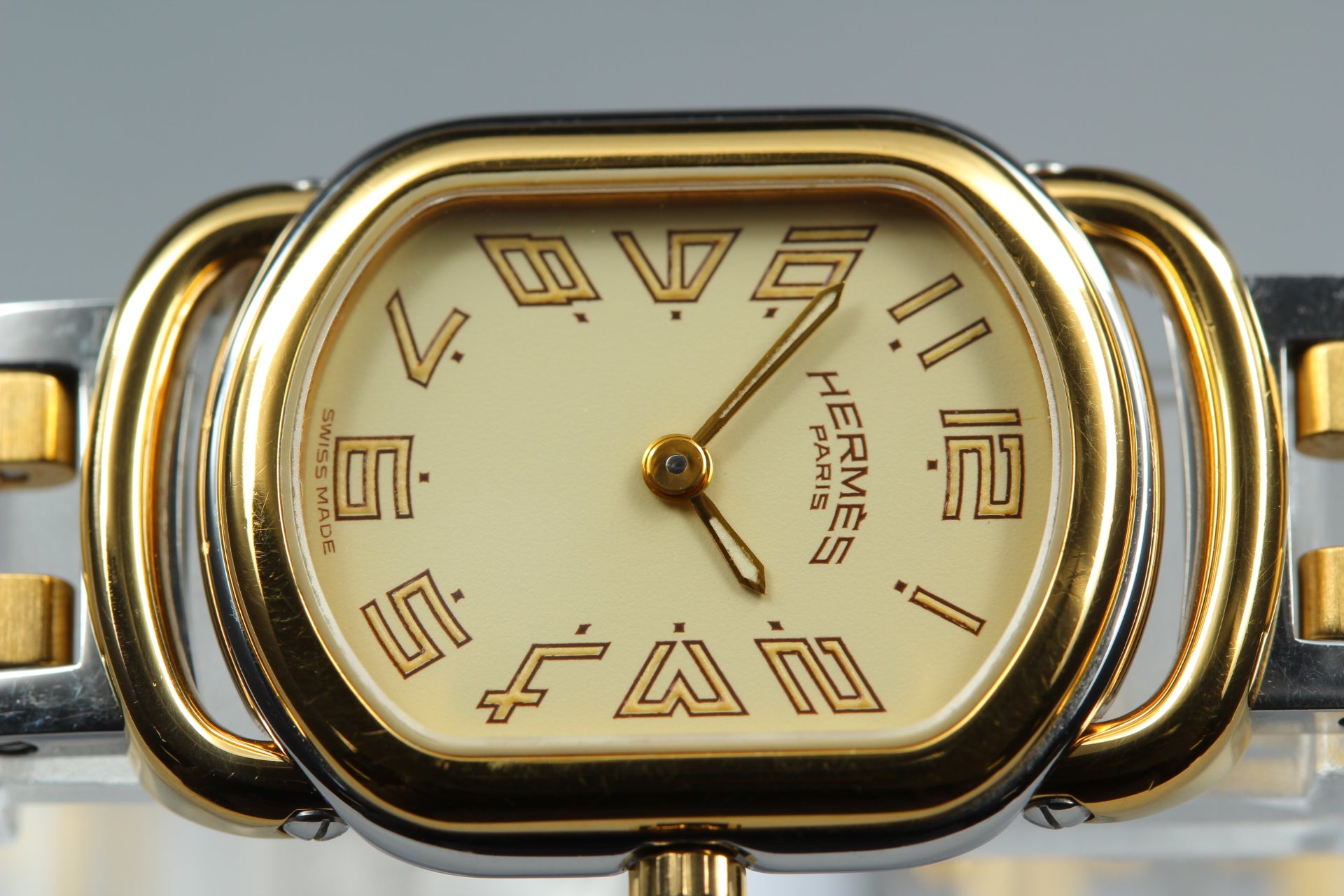 New Batt Vintage HERMES Rally RA1.240 Quartz Gold Dial Women's Watch 20mm JP Box
