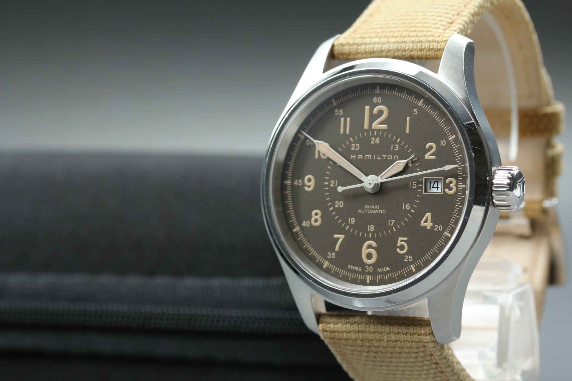 Hamilton Khaki Field H703050 Date Brown Dial Beige 39mm Automatic Men's Watch