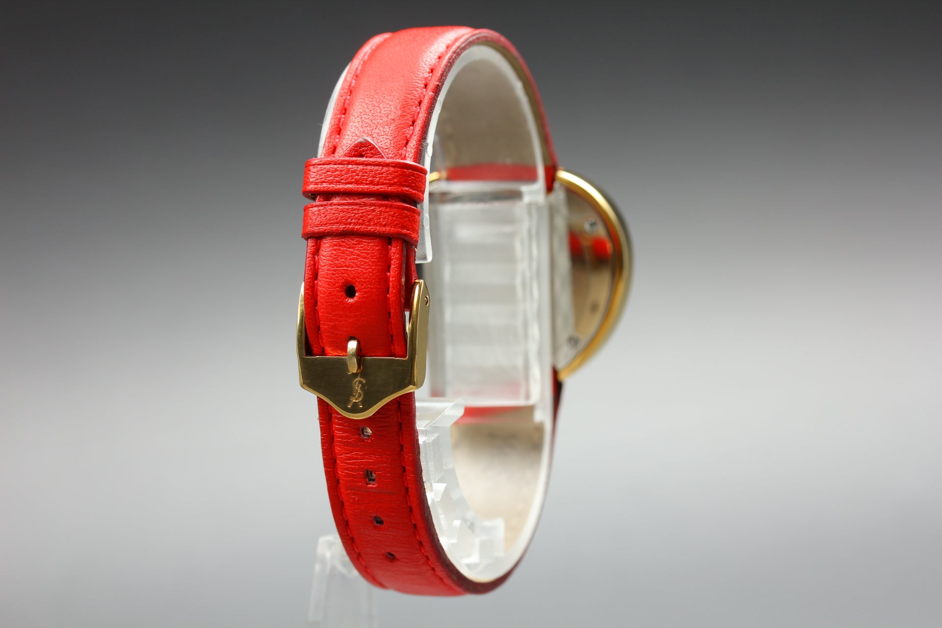 Yves Saint Laurent Heart Red Leather Gold 31mm Women's Watch Quartz [w/Box]