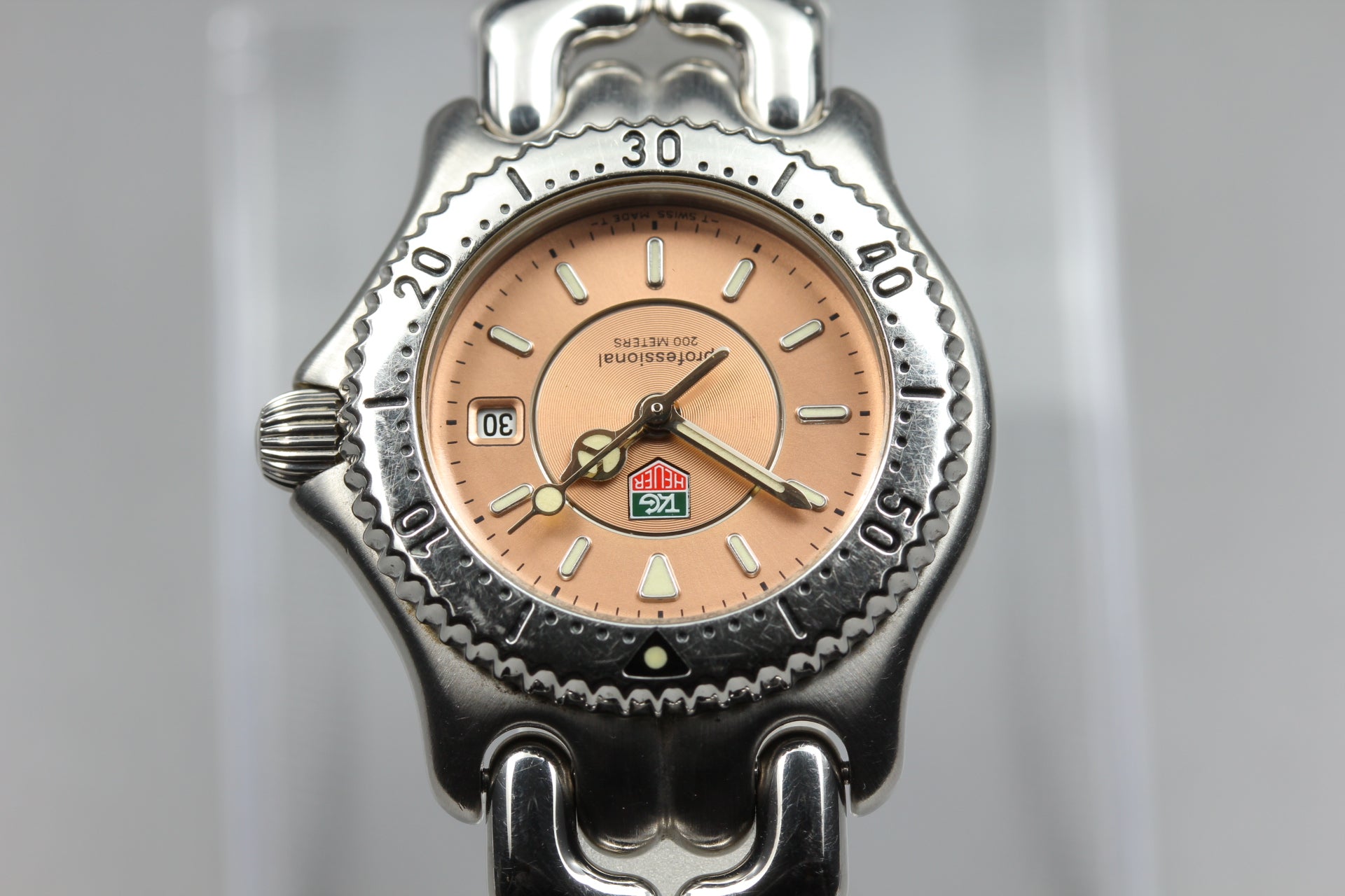 Vintage TAG HEUER SEL WG131D Quartz Pink Dial Women's Watch 28mm JAPAN Box