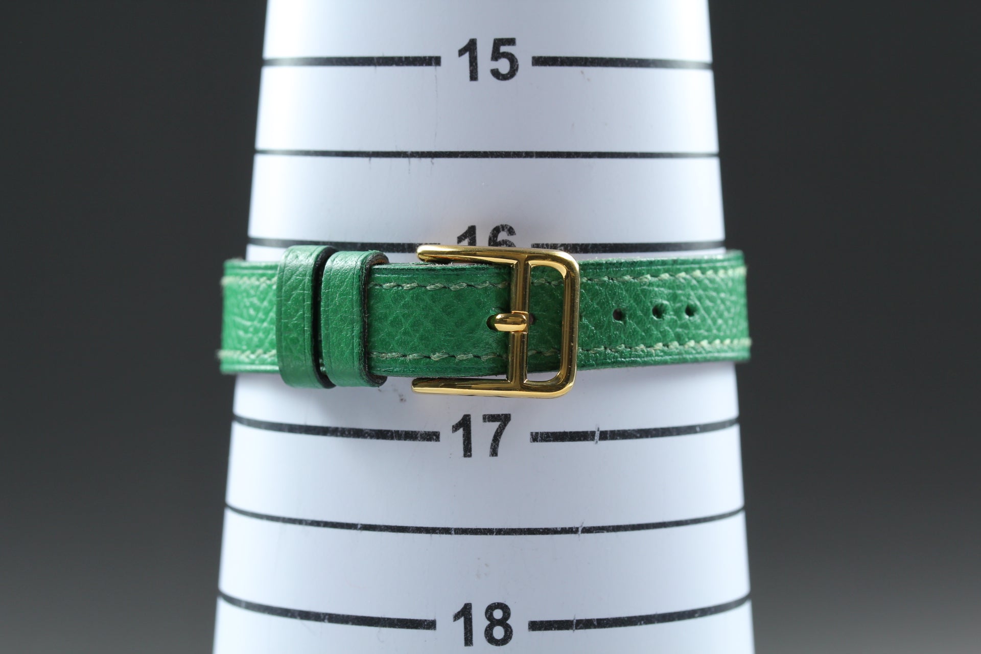 Vintage HERMES Kelly Watch Gold Dial Green "Y" 20mm Woman's Watch Quartz [w/Box]