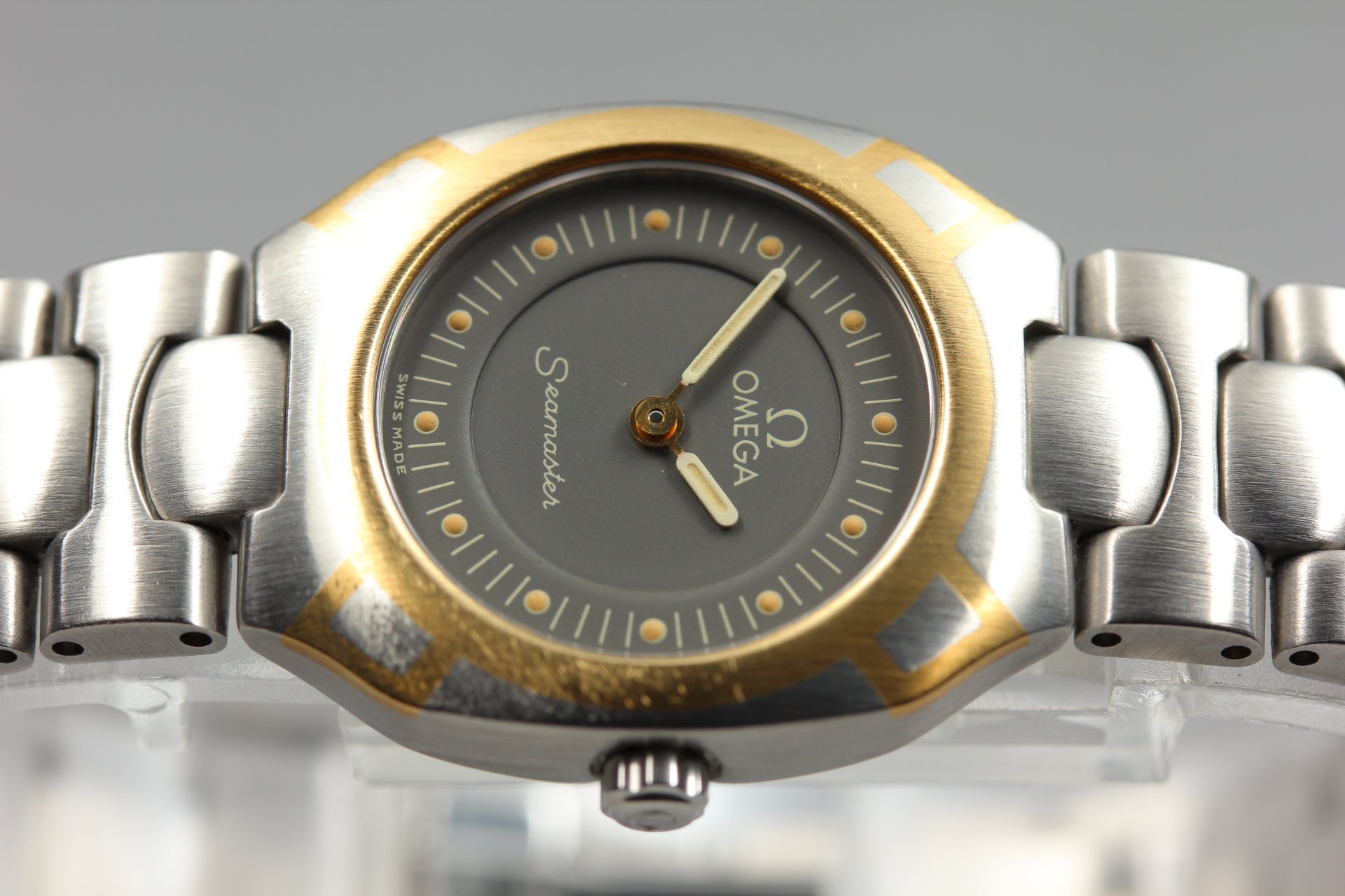 New Batt Vintage OMEGA Seamaster Polaris Quartz Gray Women's Watch 22mm JP Box