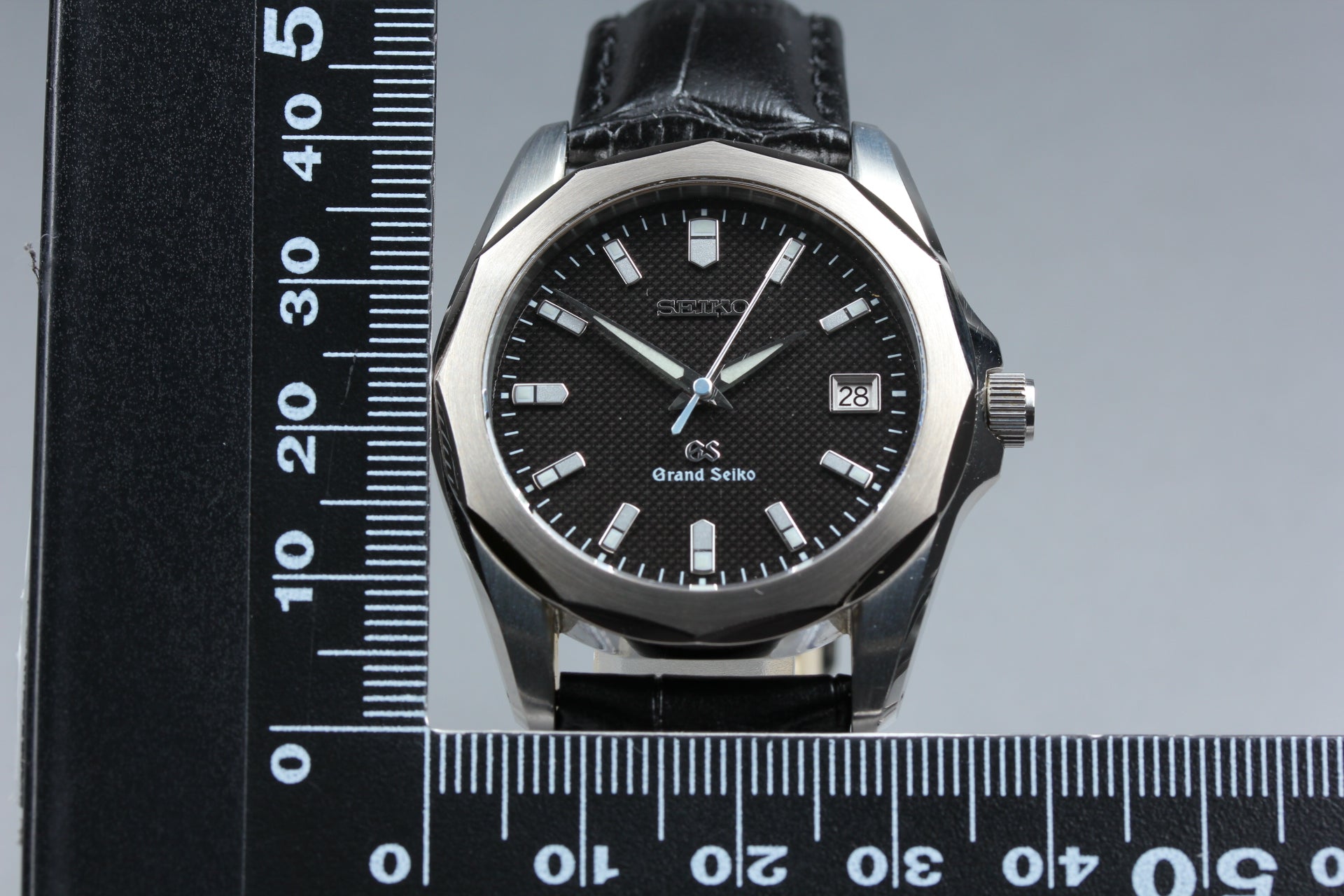 New Batt SEIKO Grand Seiko GS 8J56-8000 Quartz Black Men's Watch 36mm JAPAN