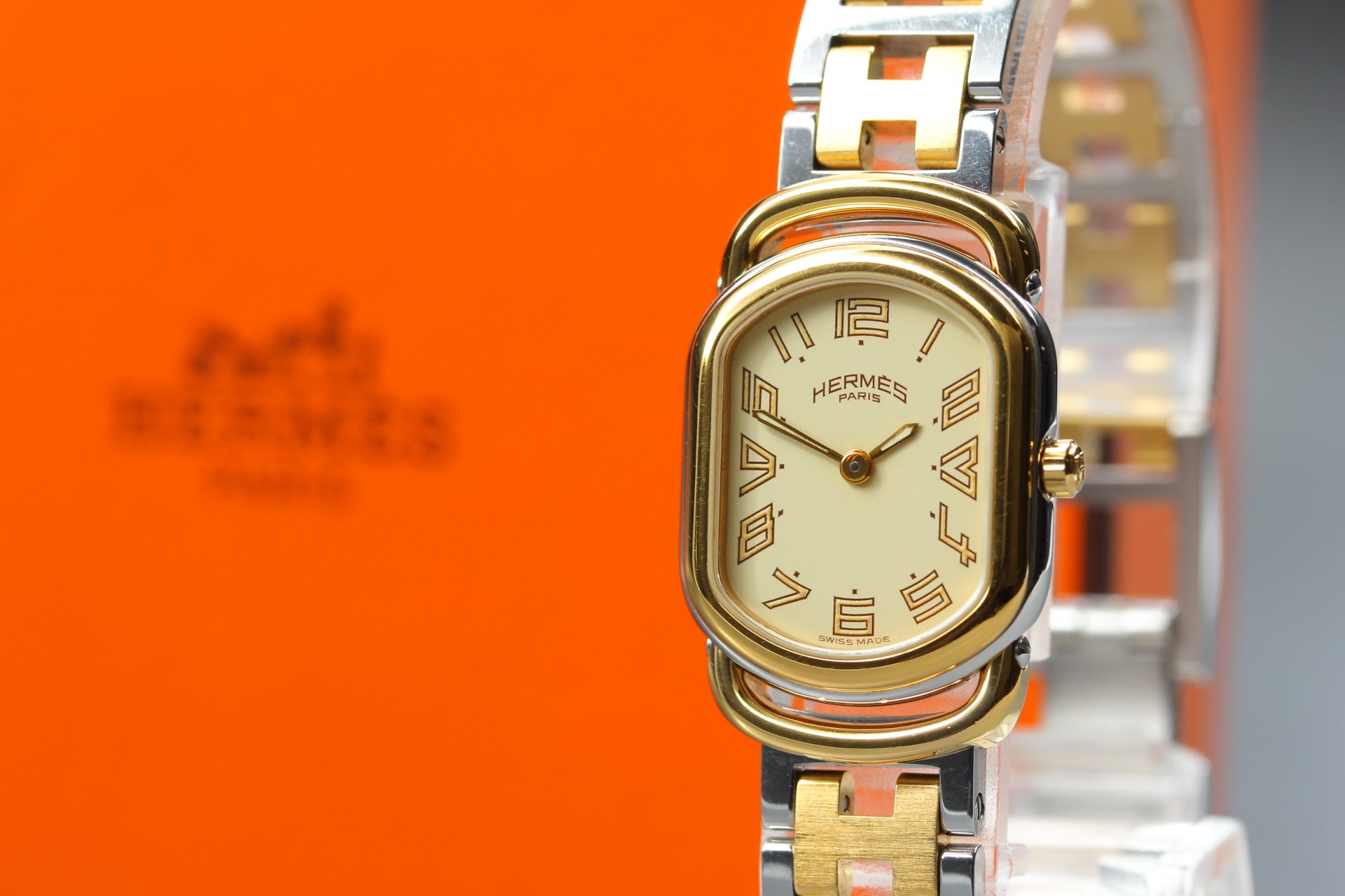New Batt Vintage HERMES Rally RA1.240 Quartz Gold Dial Women's Watch 20mm JP Box