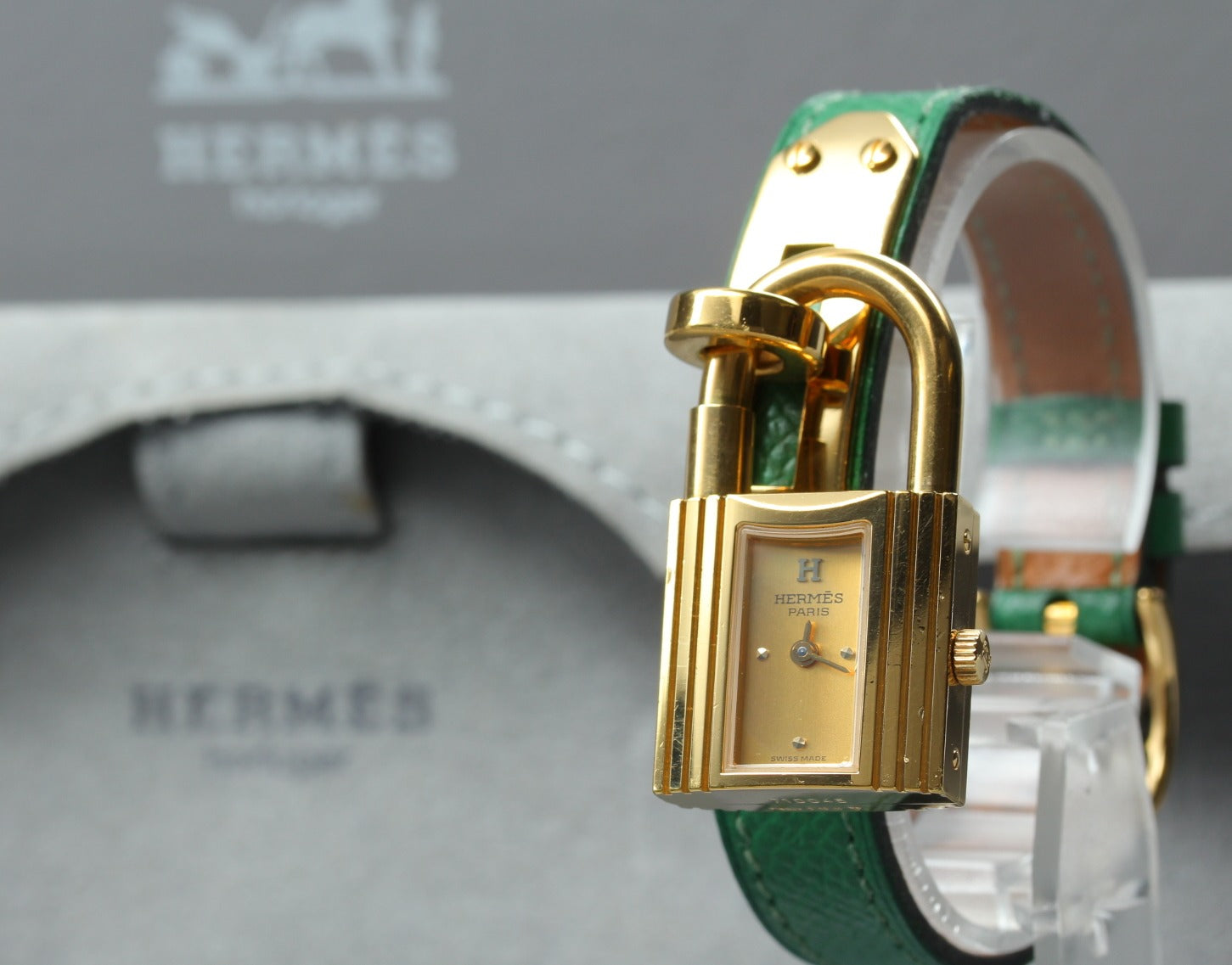 Vintage HERMES Kelly Watch Gold Dial Green "Y" 20mm Woman's Watch Quartz [w/Box]